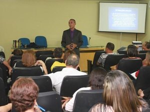 Conselho Estadual de Educação promove capacitação