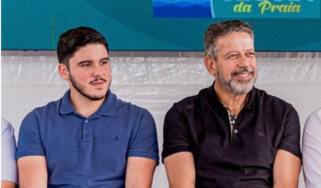 Alvinho Lira agrada após ‘estreia’ em grande evento político como sucessor do pai