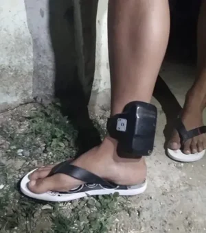 Após troca de tiros, homem com tornozeleira eletrônica é preso na Barra de Santo Antônio