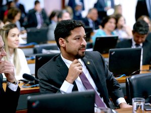 Relatório de Rodrigo Cunha sobre Nanotecnologia é aprovado