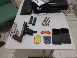 Policial de férias prende jovens com armas em Colônia Leopoldina