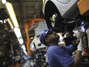 Governo reduz pela metade contribuições pagas ao Sistema S por 3 meses