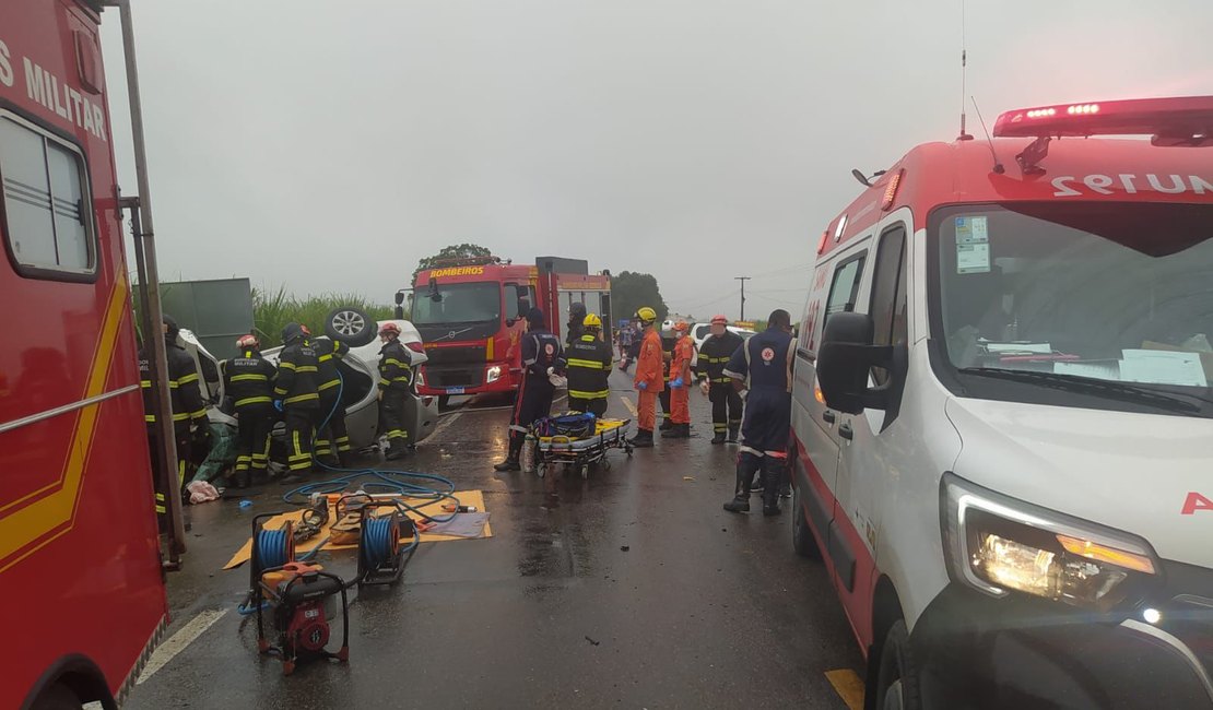 Grave colisão entre carro e caminhão na BR-316 em Pilar-AL deixa uma vítima fatal