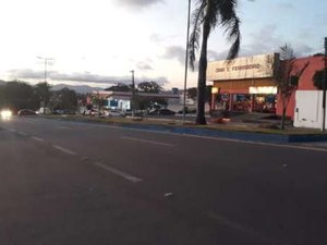 Colisão entre carro e moto deixa um ferido na BR 316, no Sertão