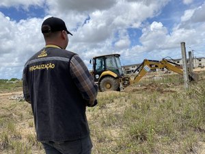 Convívio Social retoma terreno público que estava sendo loteado e comercializado