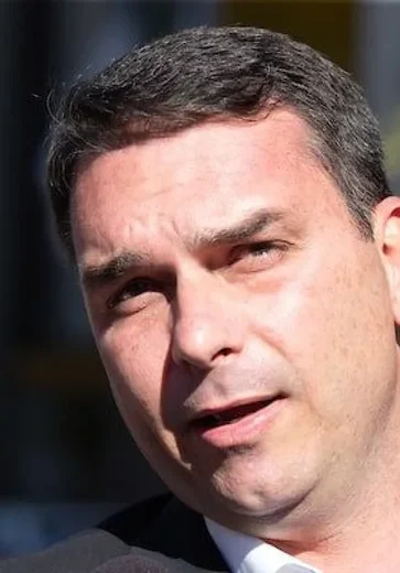 Flávio Bolsonaro diz que 'videozinho' dele com Vorcaro pode ser vazado