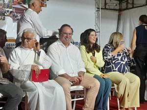 [Vídeo] Luciano Barbosa entrega CREAS do Santa Esmeralda reformado e ampliado