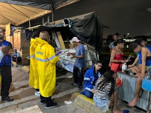 Ação leva acolhimento e serviços sociais à população em vulnerabilidade no Benedito Bentes