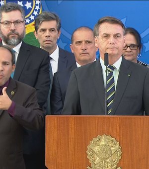 Bolsonaro se aproxima do número de pedidos de impeachment de Collor