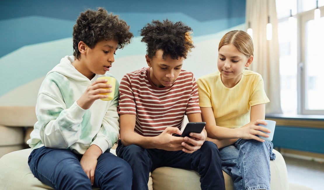 Austrália ameaça TikTok, Instagram e YouTube por não protegerem menores