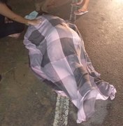 Duas pessoas ficam feridas após queda de moto na AL-460, em Porto de Pedras
