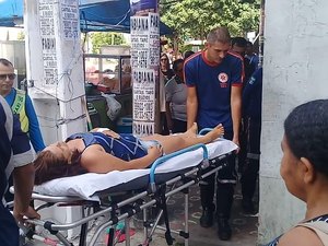 Mulher sofre mal súbito e desmaia no centro de Arapiraca