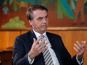 Bolsonaro defende mudanças na legislação para combater a violência