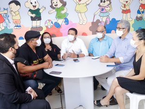 Prefeitura de Palmeira dos Índios anuncia reajuste de 10% para categoria neste Dia do Professor