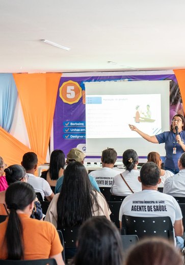 Agentes de saúde, endemias e Vigilância Sanitária de Traipu recebem capacitação da Adeal