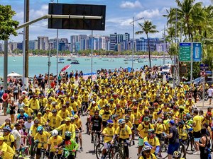 1º Passeio Ciclístico Detran-AL reúne mais de mil pessoas por um trânsito seguro
