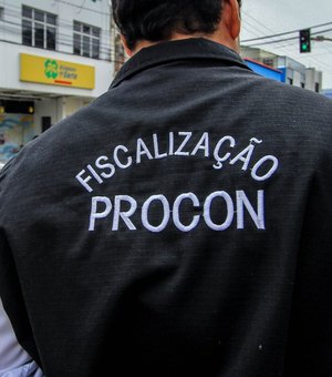 Ação do Procon fiscaliza casas de empréstimo em Maceió