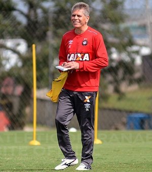 Cruzeiro anuncia Paulo Autuori como treinador interino até o fim do Brasileirão