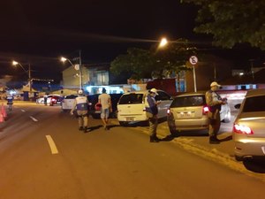 Operação Lei Seca aborda 160 veículos em Maceió