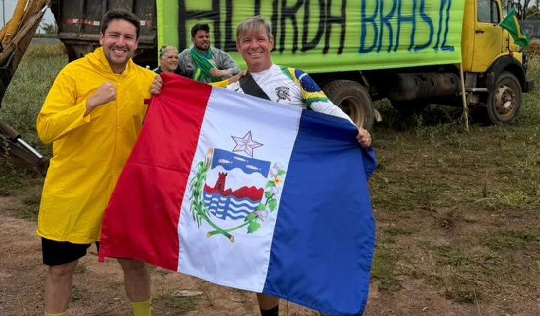 Cabo Bebeto é o único parlamentar estadual de Alagoas presente em caminhada rumo a Brasília
