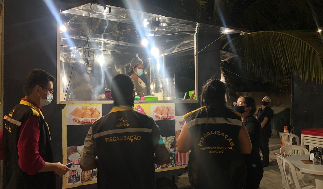 Prefeitura realoca comerciantes do Food Park do Alagoinhas para Pajuçara