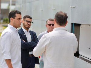 Câmara realiza visita técnica a cemitério vertical em Marechal Deodoro