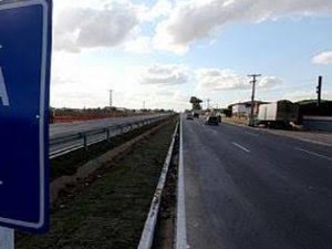 Dois acidentes são registrados na AL 220, em Arapiraca