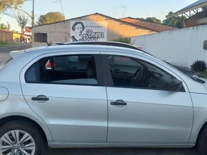 Criminosos furtam veículo e outros pertences de vítimas no Coqueiral