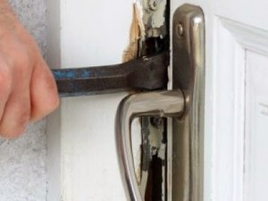 Ladrões invadem residências, loja comercial e estabelecimento público no Agreste