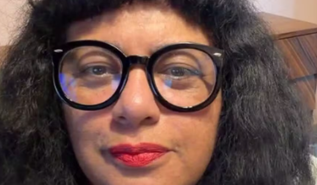 Déia Freitas explica sumiço das redes sociais: 'Tive um piripaque sério'