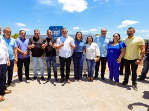 Paulo Dantas entrega ponte sobre o Rio Perucaba, inaugura obras e anuncia investimentos em Feira Grande