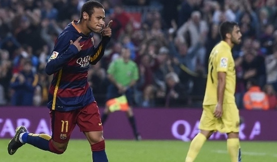 Brasil coloca quatro candidatos ao time de 2015 da Uefa