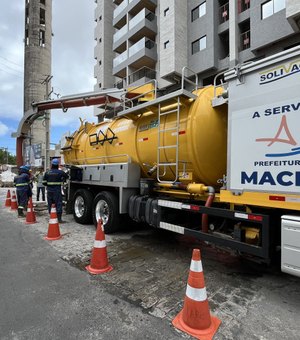 Operação Línguas Sujas flagra despejo de concreto em galeria de águas pluviais