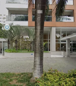 Mulher de 48 anos morre em hall de prédio após procedimento estético