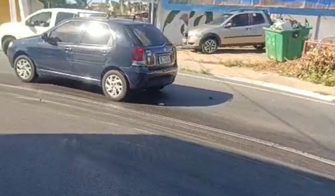 Óleo na pista causa acidentes em ladeira na Gruta, em Maceió