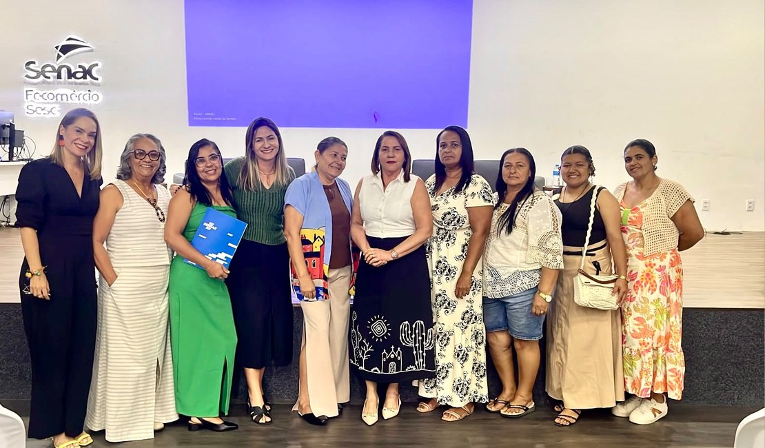 Artesãs de Lagoa da Canoa participam de capacitação sobre moda e empreendedorismo