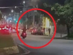 Homem armado invade farmácia e rouba três pacotes de leite em Maceió