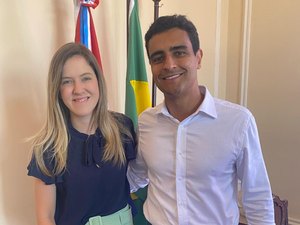 Deputada Cibele Moura se reúne com prefeito eleito JHC e diz que, passada a eleição, “o trabalho por Maceió começou”