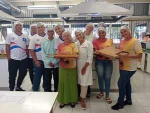 Estudo apoiado pela Fapeal visa aprimorar segurança alimentar em bancas de cocadas da Massagueira