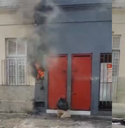 Princípio de incêndio é registrado em galeteria no bairro da Ponta Grossa