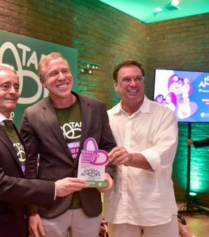 Luciano Barbosa destaca união de instituições em projeto de acolhimento social