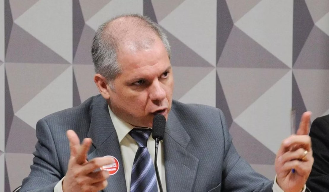 PF prende ex-presidente do INSS em nova fase de operação sobre desvios em aposentadorias