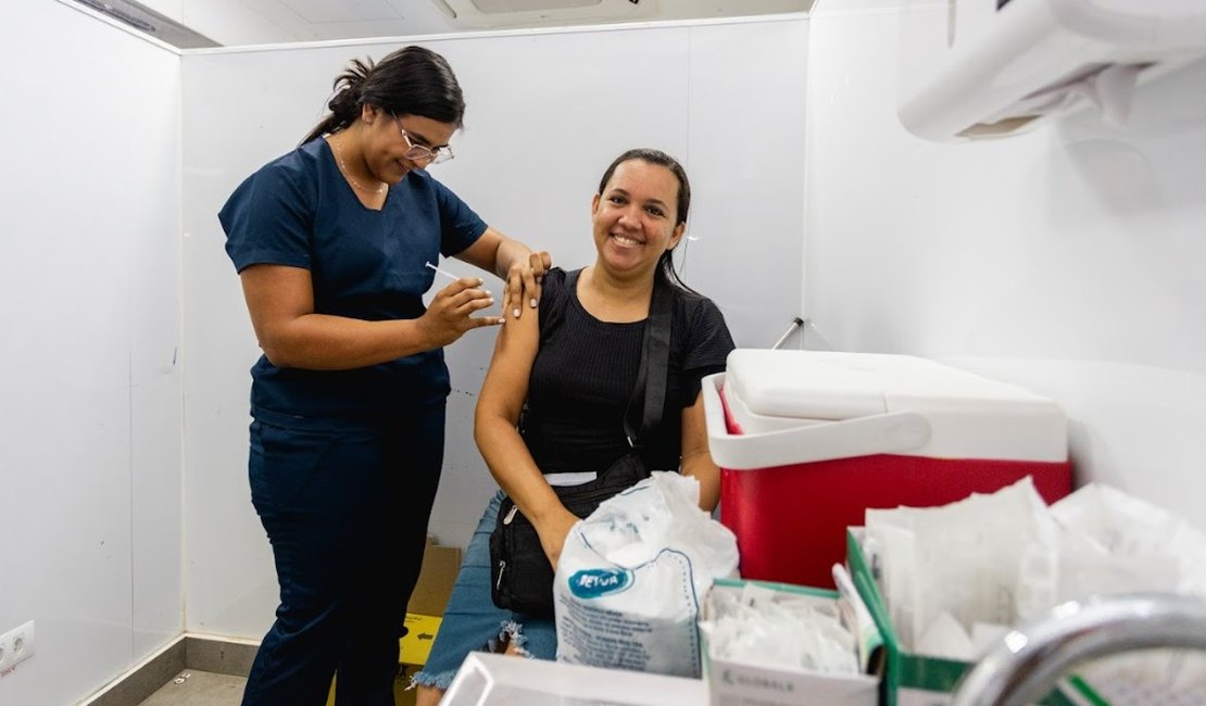 Rio Largo recebe carreta da saúde da PRF com atendimentos gratuitos