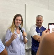 Cibele Moura se reúne com atletas do Clube Alagoano de Handebol e reforça apoio ao esporte alagoano