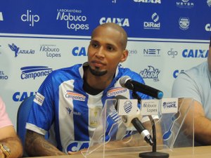 Apresentação, reforço no CT e treino: terça-feira movimenta dia do CSA