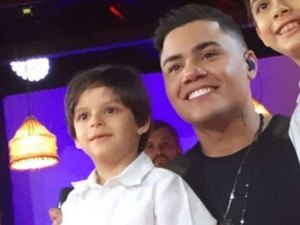 Felipe Araújo se emociona ao ver sobrinho pedindo reencontro com Cristiano