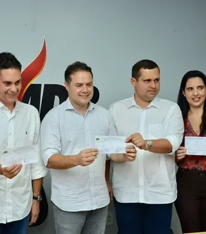 Renan Filho prepara anúncio de aliança política com a família Pereira