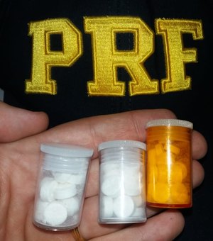 PRF apreende anfetaminas e prende caminhoneiro, na BR 423