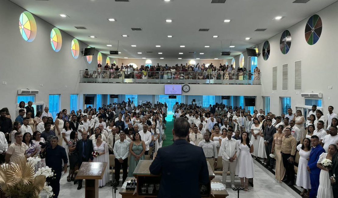 TJAL realiza casamento coletivo e oficializa união de 261 casais