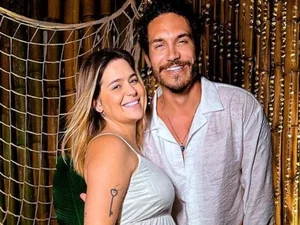 Viih Tube rebate rumores sobre traição após teste de gravidez